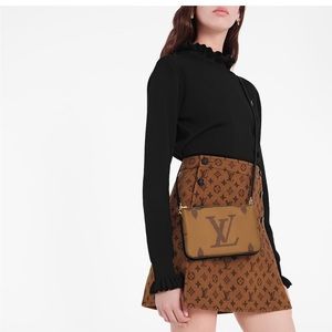 Louis Vuitton Double Zip Pochette